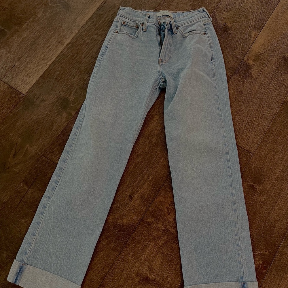 A&F THE BAGGY LOW RISE 24/00R